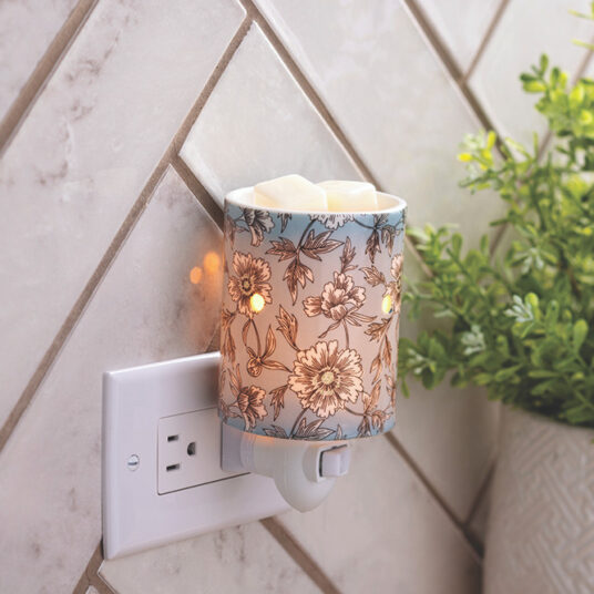 Vintage ceramic fragrance warmer – plug-in style