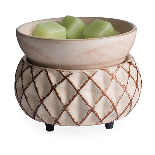 Fragrance warmer for melts and candles with removable dish